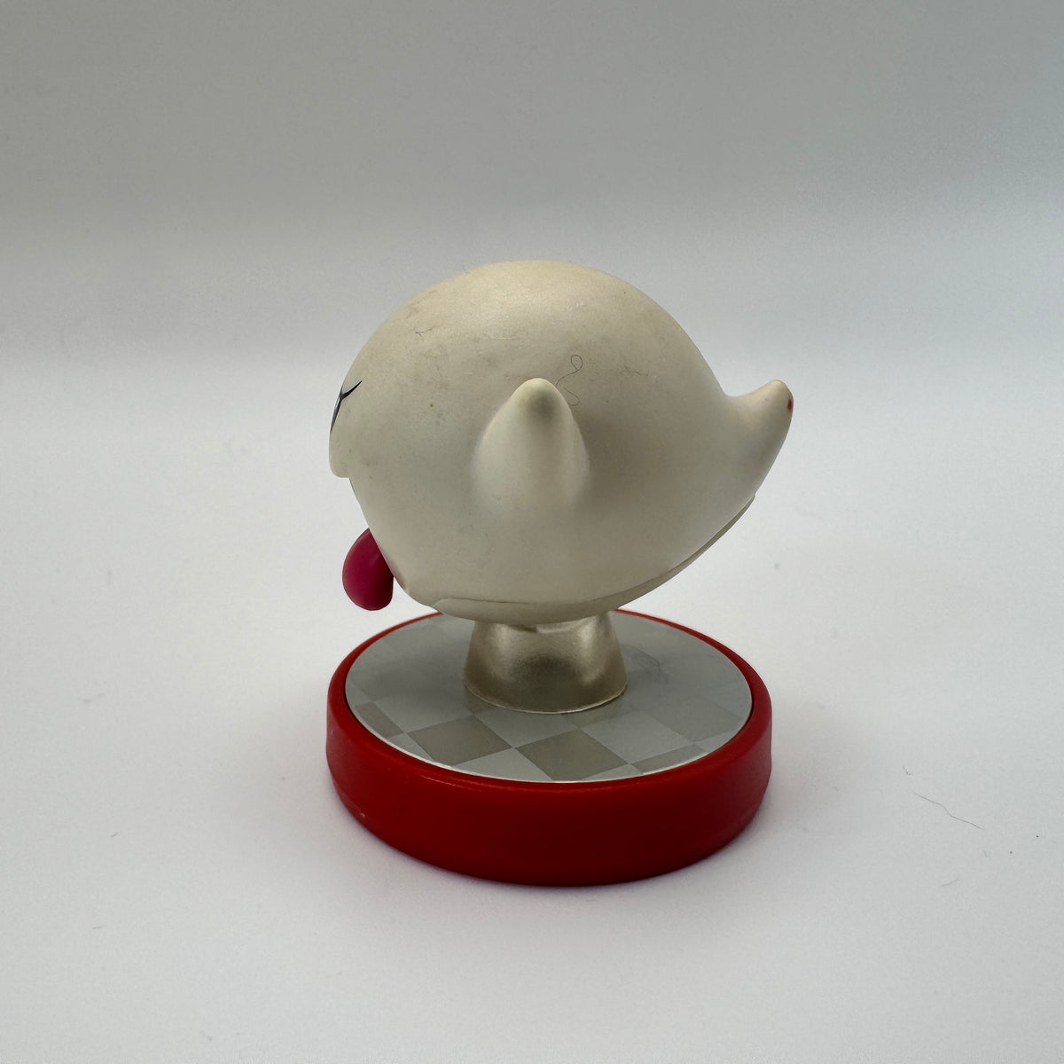 Boo with Red Base Amiibo