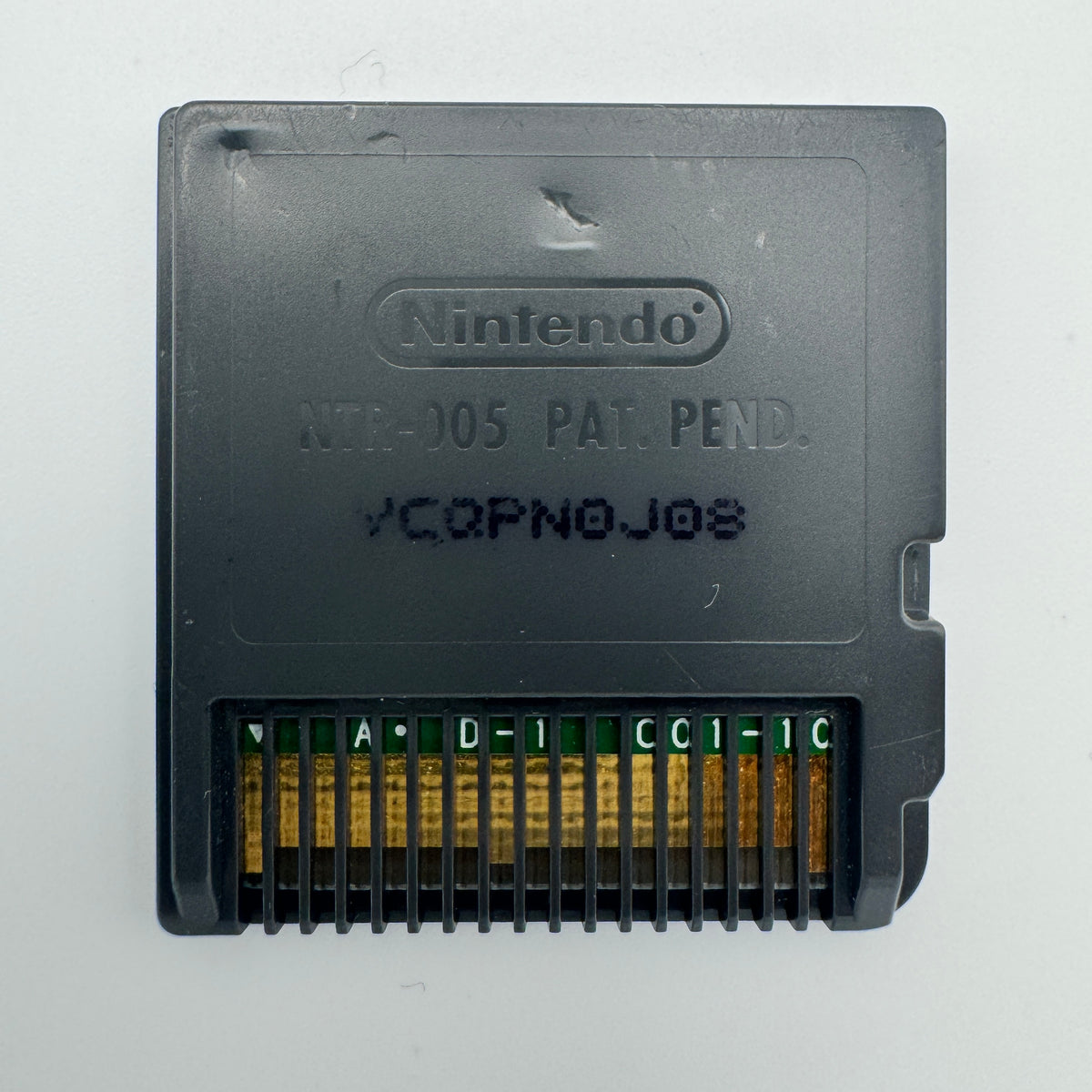 Cooking Mama 2: back of Nintendo DS cartridge showing contacts.